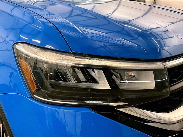 2022 Volkswagen Taos 1.5T SE  at Subaru and VW of Moon Township