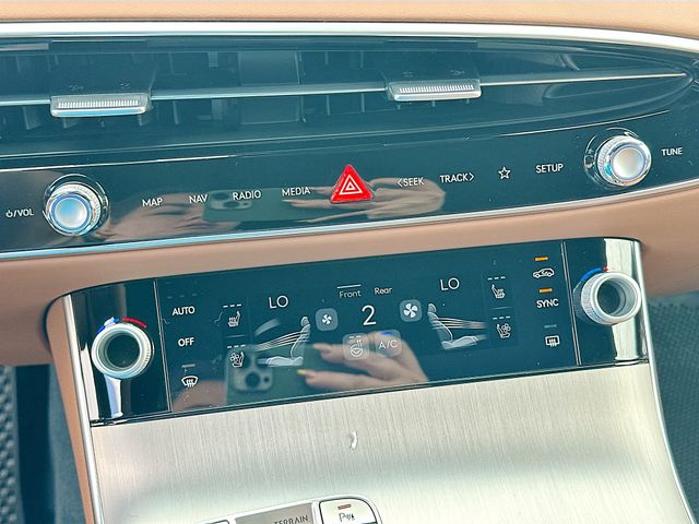 2026 Genesis GV70 Advanced 14
