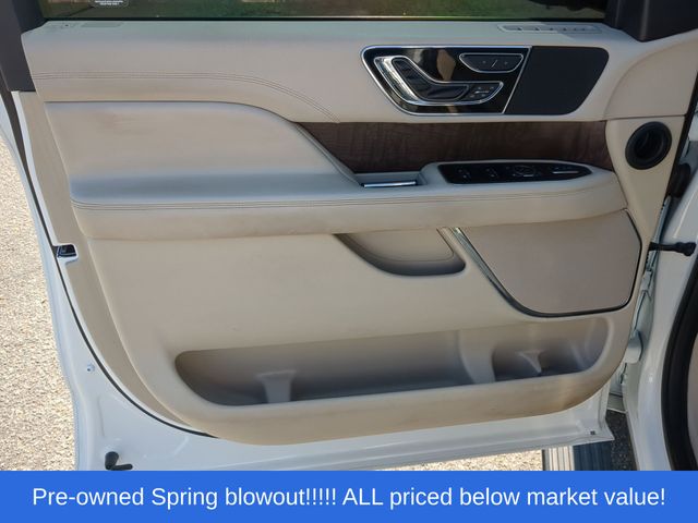 Used 2020 White Lincoln Reserve image 20