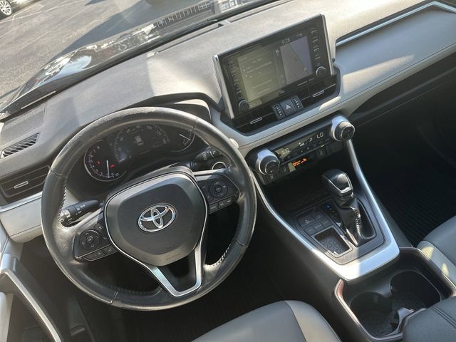 2020 Toyota RAV4 Limited 14