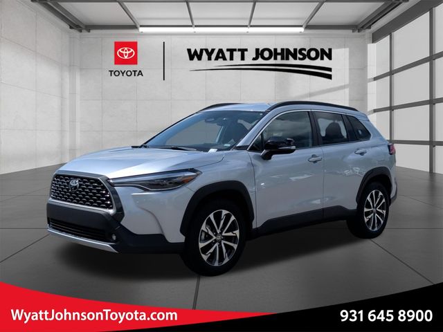 2025 Toyota Corolla Cross XLE