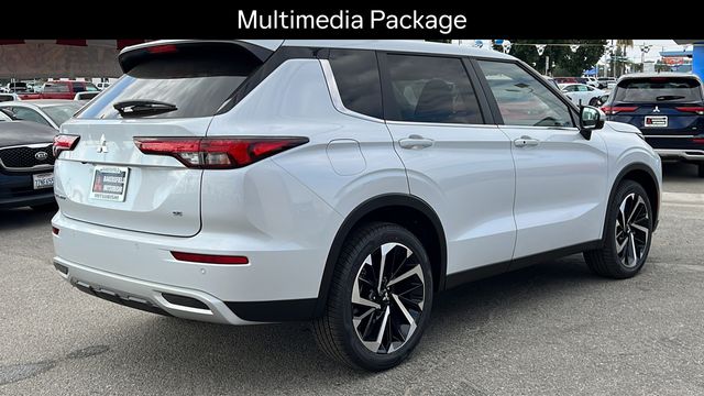 2023 Mitsubishi Outlander SE 6