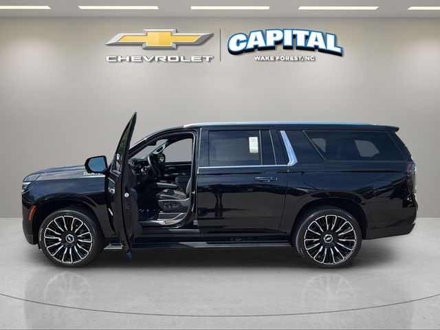 Used 2025 Black Chevrolet High Country image 3