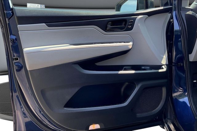 Used 2022 Honda Odyssey Van