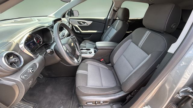 Used 2023 Gray Chevrolet LT image 18