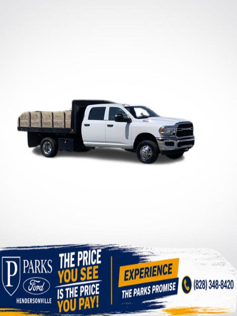 2023 RAM 3500 Chassis Tradesman Crew Cab LB DRW 4WD