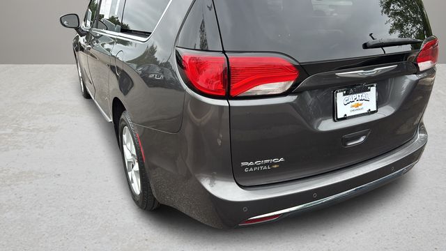 Used 2017 Gray Chrysler Touring L Plus image 41