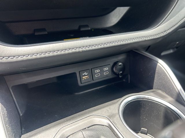 2023 Toyota Highlander XLE - Photo 25