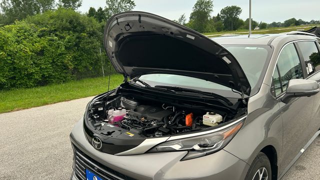 New 2026 Toyota Sienna Van