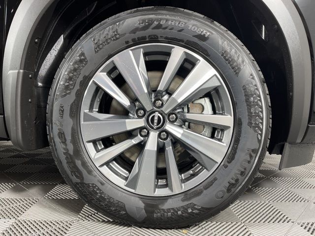 2025 Super Black Nissan Pathfinder SL 4X4 SUV