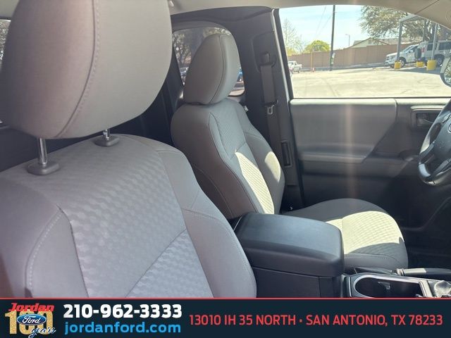 Used Car 2020 Toyota Tacoma  Sr5 For Sale Under $25,000 In San Antonio, Texas