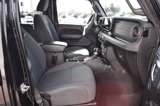 Used 2024 Jeep Wrangler SUV