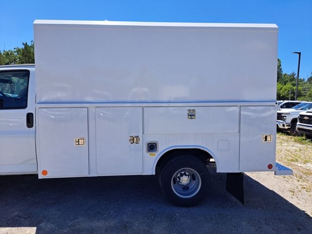 2025 Chevrolet Express 3500 Regular Cab DRW RWD Reading Service Utility Van for sale #S1100196 - photo 16