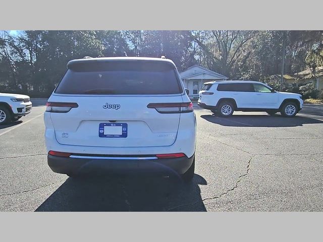 2026 Jeep Grand Cherokee L Laredo 4x2