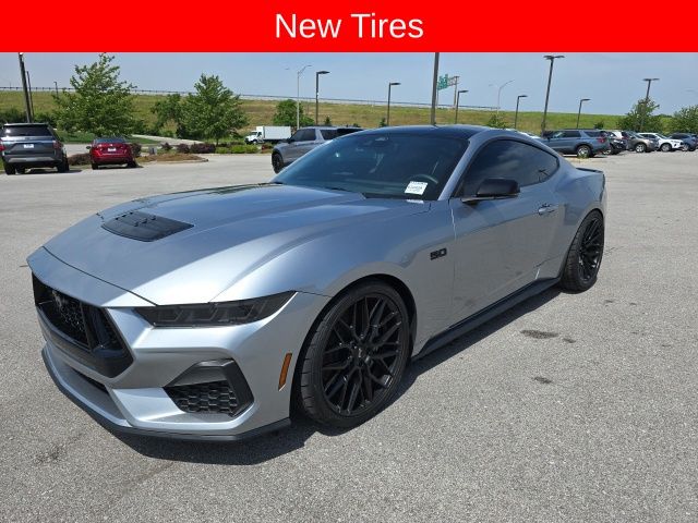 Silver Metallic 2025 Ford Mustang Coupe Rear-Wheel Drive 6-Speed Manual