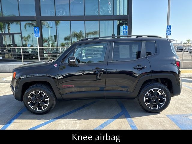 2023 Jeep Renegade Trailhawk 12