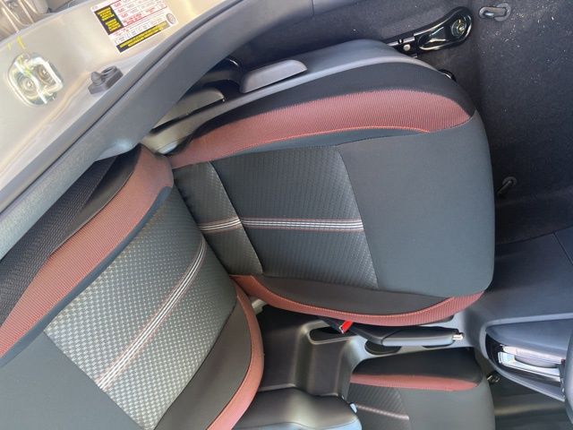 New 2025 Silver Nissan 1.6 SR image 7