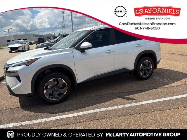 2026 Nissan Rogue SV's photo