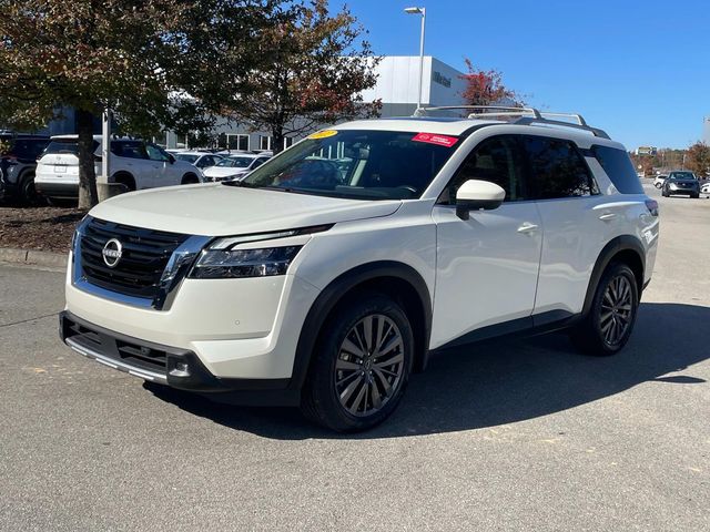 2022 Nissan Pathfinder SL 7