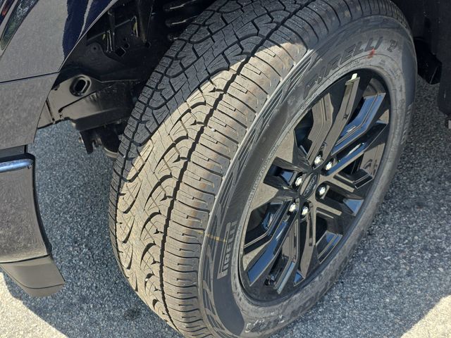 New 2026 Antimatter Blue Metallic Ford XLT image 32