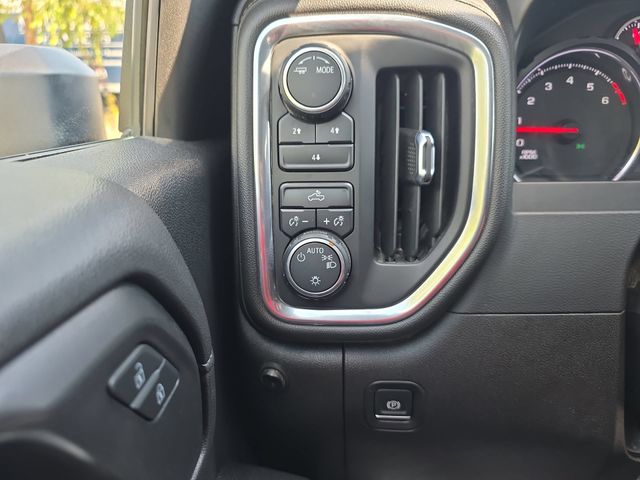Used 2021 Mosaic Black Metallic Chevrolet LT image 25