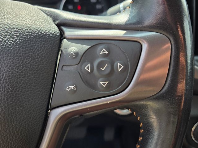 Used 2022 Black GMC AT4 image 27