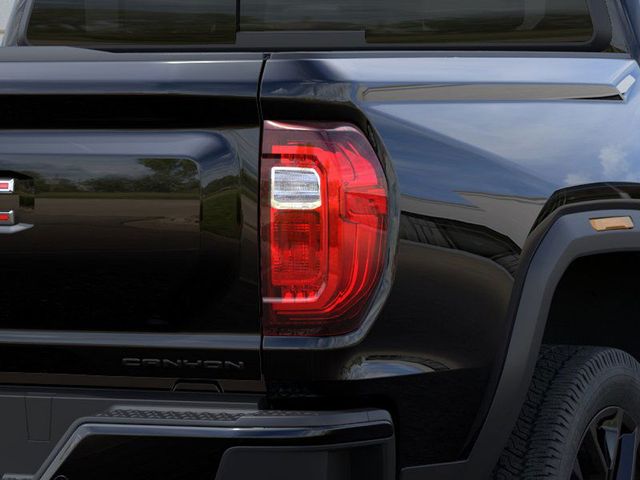 2024 GMC Canyon Denali 11