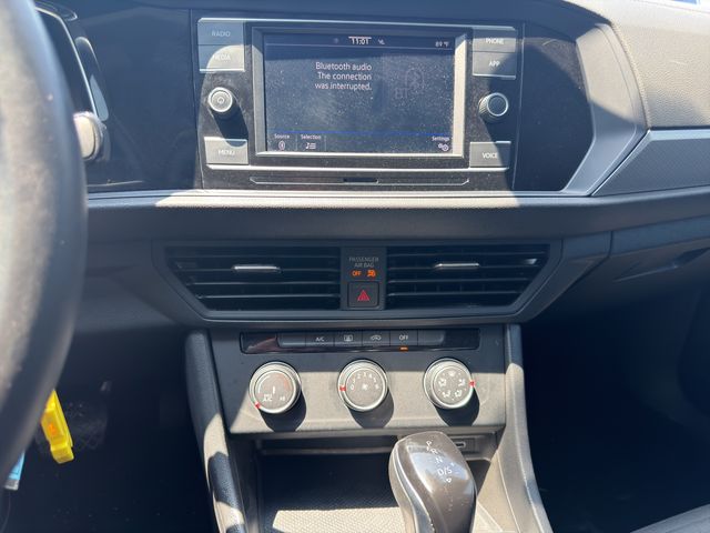 2024 Volkswagen Jetta Thumbnail