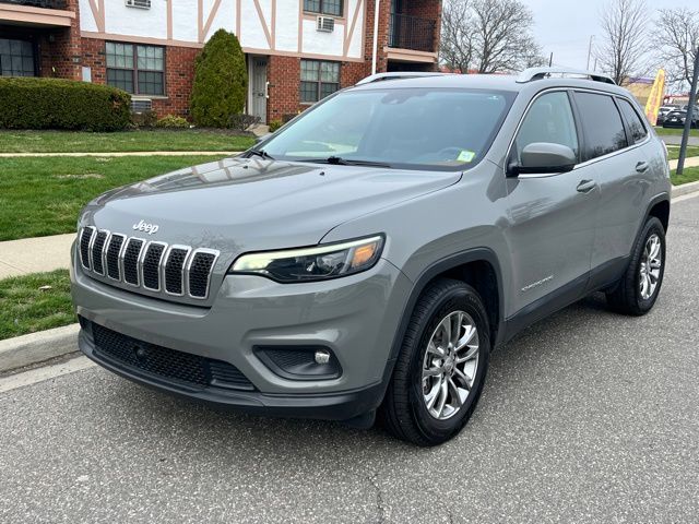 2021 Jeep Cherokee Latitude Lux 4WD Gris (Sting-Gray Clearcoat) SUV/Crossover Todo terreno 9 velocidades Automática