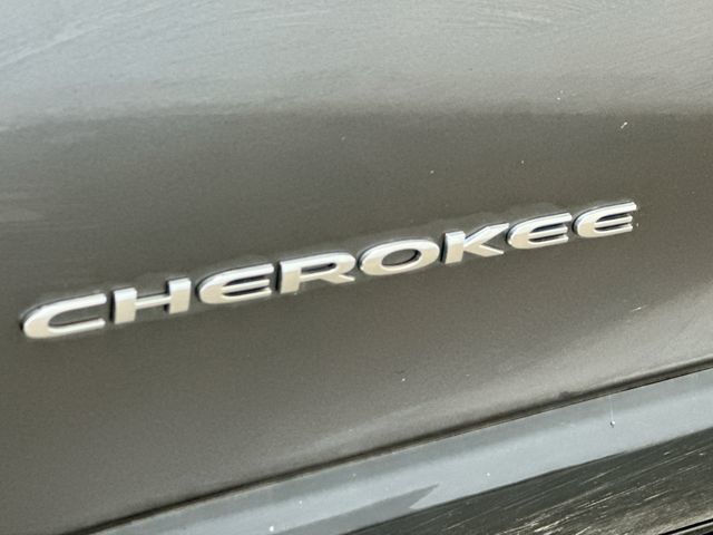 2016 Jeep Cherokee Latitude Gray at Subaru and VW of Moon Township