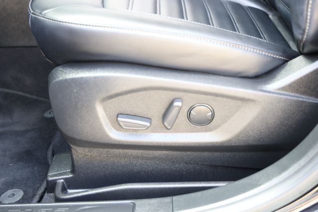 2023 Ford Edge SEL Black at Toyota of Victoria