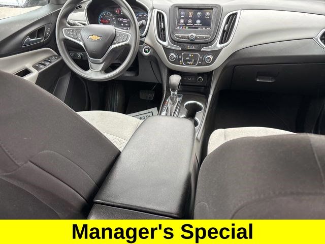2022 Chevrolet Equinox LS photo