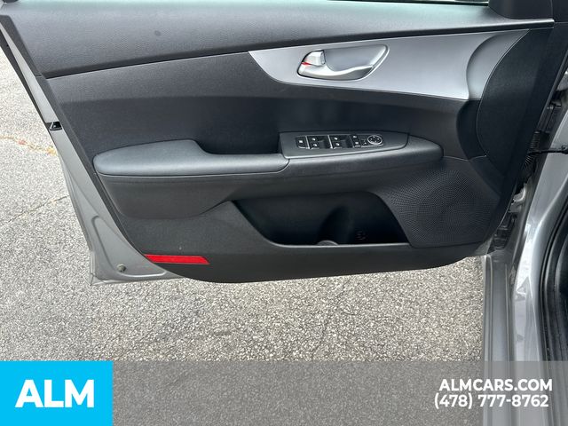 Used 2023 Gray Kia LXS image 11