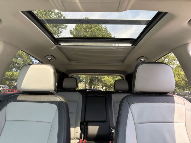 Used 2019 Gray Chevrolet Premier image 22