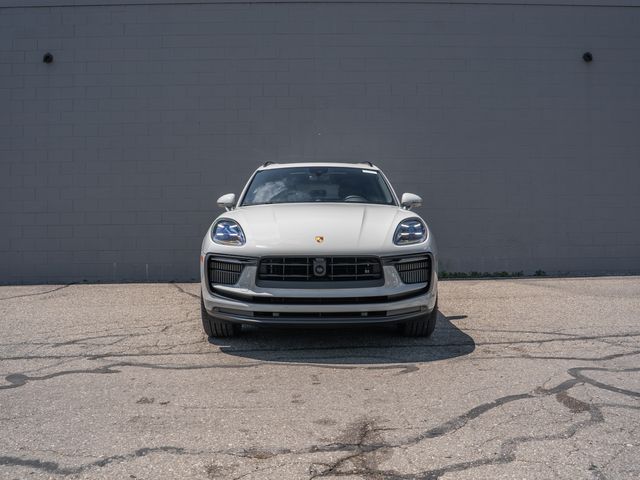 Certified Used 2026  Porsche S image 10