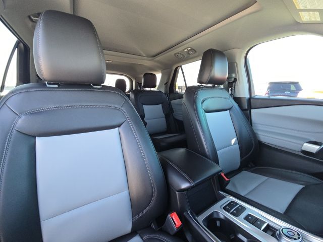 Photo of 2023 Ford Explorer XLT in Dallas, GA - 21,  2023 Ford Explorer XLT:L42867B