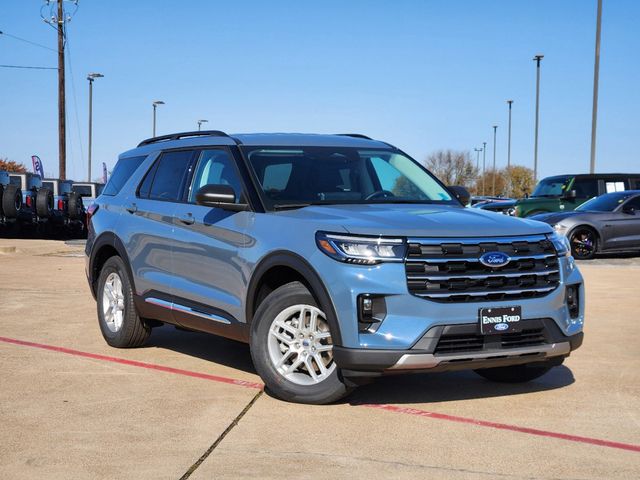 2025 Ford Explorer Active 2