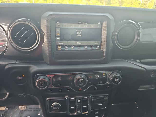 Used 2021 White Jeep Unlimited Sport Altitude image 19