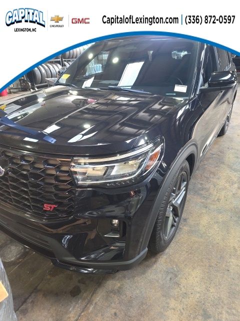 Black Metallic 2025 Ford Explorer SUV / Crossover All-Wheel Drive Automatic