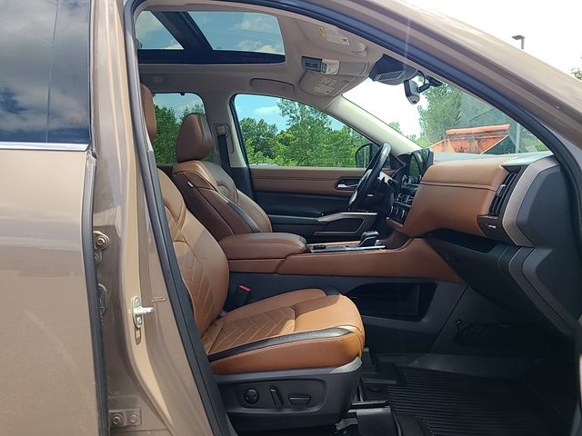 Used 2023 Nissan Pathfinder SUV