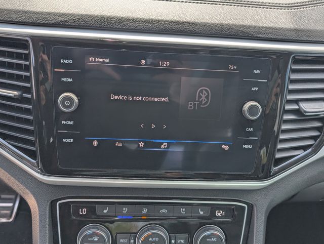 Used 2022  Volkswagen 3.6L V6 SEL Premium R-Line image 19