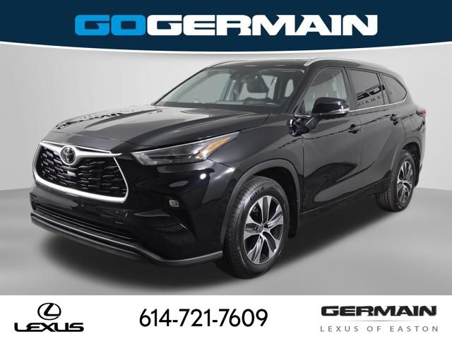 2023 Toyota Highlander XLE