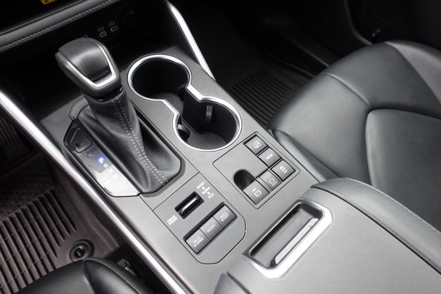 used 2023 Toyota Highlander car, priced at $37,300