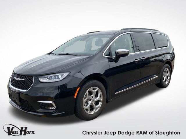 2023 Chrysler Pacifica Limited photo