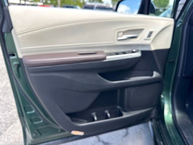 2024 Toyota Sienna - $51,888