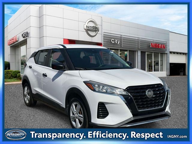 White (Fresh Powder) 2021 Nissan Kicks S FWD SUV / Crossover Front-Wheel Drive Continuously Variable Transmission