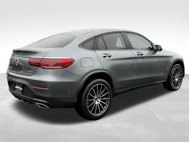 2021 Mercedes-Benz GLC