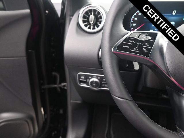 Night Black 2025 Mercedes-Benz GLA SUV / Crossover Front-Wheel Drive 8-Speed Dual Clutch