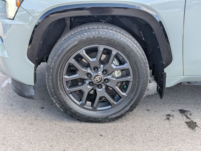 2025 Toyota Sequoia - Image 35