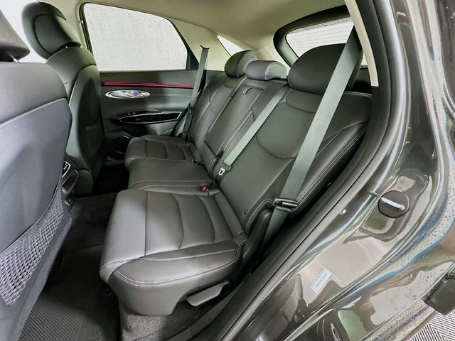 Thumbnail: 2026 Genesis GV70 - 24